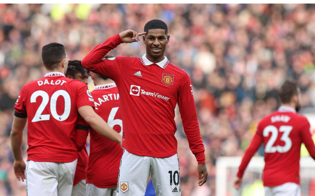 于阿奇姆彭 于阿奇姆彭